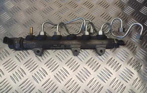 Renault Laguna III Fuel main line pipe 8200661279 H8200426550 013023L3