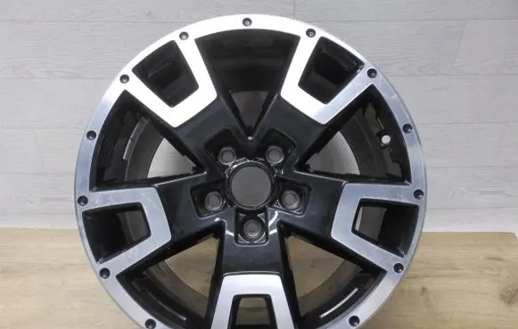 Volkswagen Amarok R17 alloy rim 