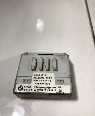 BMW 5 E39 Yaw turn rate sensor 657569232159