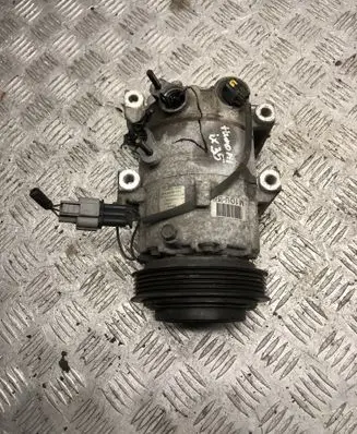 Hyundai ix35 Air conditioning (A/C) compressor (pump)