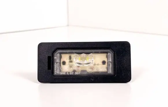 BMW 3 E90 E91 Number plate light 7193293 63267193293