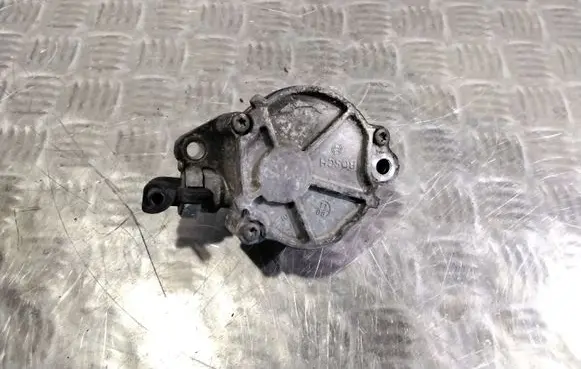 Peugeot 308 Vacuum pump D1562D1305T