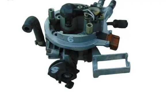Volkswagen Golf III MONO injection 051133015S 0438201127