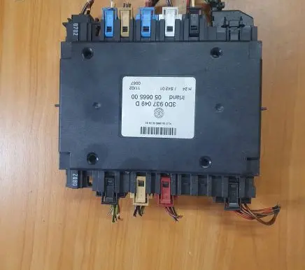 Volkswagen Phaeton Comfort/convenience module 3D0937049D 05066500