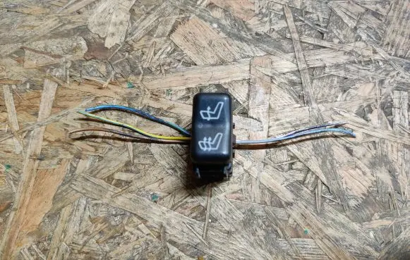 Mercedes-Benz S W140 Seat heating switch 1408209810