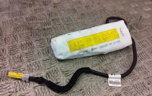 Hyundai i40 Seat airbag 889103Z000