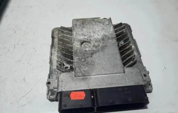 Volkswagen PASSAT B6 Engine control unit/module 03G906018CD 5WP45600AA