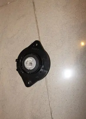 Audi A4 S4 B8 8K Front door high frequency speaker 8T0035399A