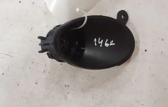 Front door high frequency speaker