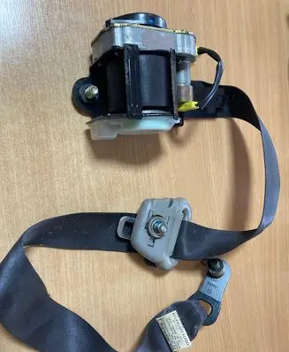 Subaru Impreza II Front seatbelt TKAB2ES100 200104