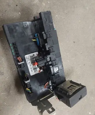 Mercedes-Benz C W203 Fuse module 0025459701 5DK00797410 00000103815176