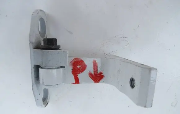 Volvo V60 Rear door lower hinge 31218519