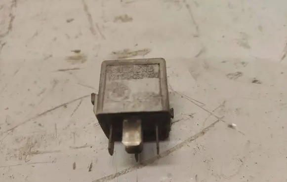 BMW 3 E46 Other relay V23134C52X90 1729004