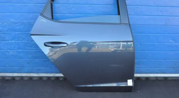 Seat Leon IV Rear door 