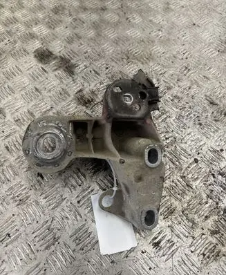 Audi A4 S4 B7 8E 8H Bracket in trunk/boot 