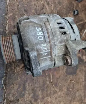 Volvo S80 Generator/alternator 05H085