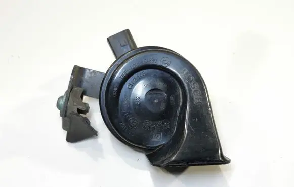 Audi A3 S3 8P Horn signal 8P0951230