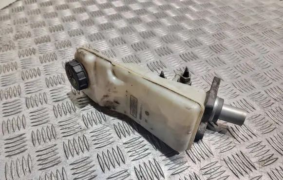 Ford Mondeo MK IV Master brake cylinder 03350890131 03350890141