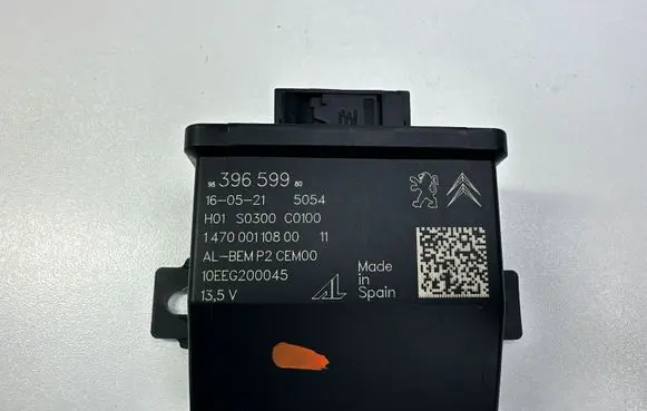Peugeot 2008 II Fuel injection pump control unit/module 9839659980