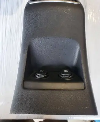 Rear air vent grill