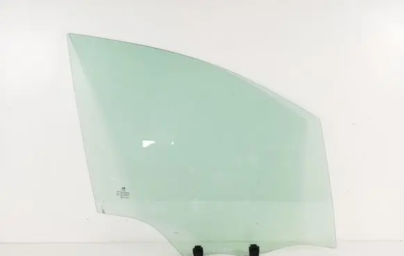Peugeot 2008 I Front door window glass four-door