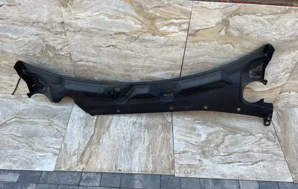 Jaguar XJ X351 Wiper trim AW93F021B44A