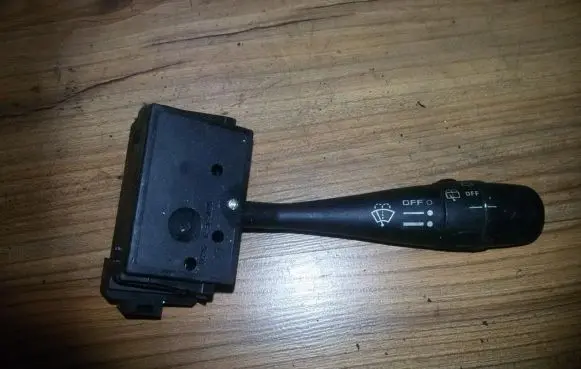 Nissan Primera Wiper control stalk