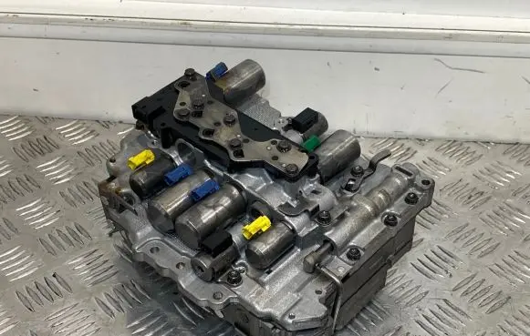 BMW 2 F45 Transmission gearbox valve body Tf72sd 75305K