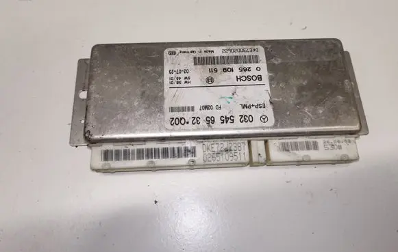 Mercedes-Benz E W211 ABS control unit/module 0325456532 0265109511