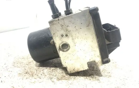 Volkswagen PASSAT B6 ABS Pump 3C0614095M 15747702 15747502B
