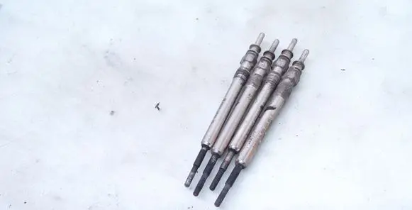 BMW 3 E90 E91 Glow plug 0250603006