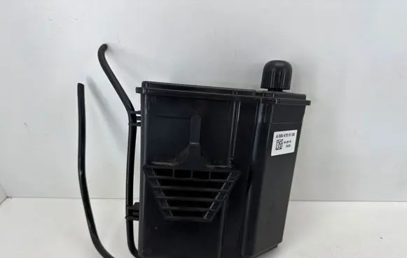Mercedes-Benz CLS C257 Active carbon filter fuel vapour canister A0004705100