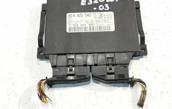 Mercedes-Benz E W211 Parking PDC control unit/module A0255457132 39E00351 0263004025