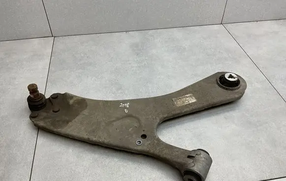 Peugeot 2008 II Front lower control arm/wishbone 