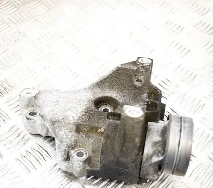 Volkswagen Golf VI Other engine bay part 03C903143B
