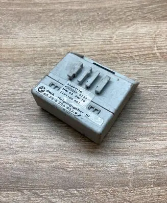 BMW 5 E39 Alarm control unit/module 8386932 55892110