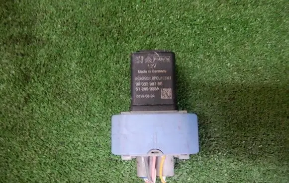 Citroen C4 Cactus Glow plug pre-heat relay