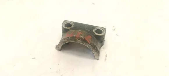 Mitsubishi 3000 GT Camshaft holder
