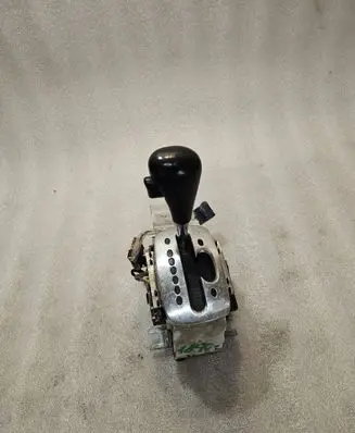 Audi A8 S8 D2 4D Gear shifter/selector 4d0713041