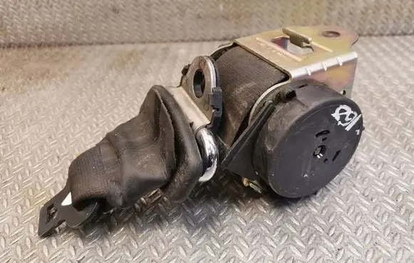 Mercedes-Benz A W168 Middle seatbelt (rear) 1688604685