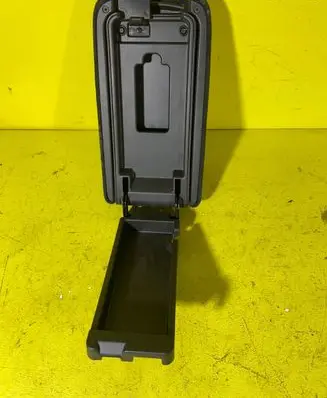 Peugeot 2008 II Armrest RZ1R1P6K4