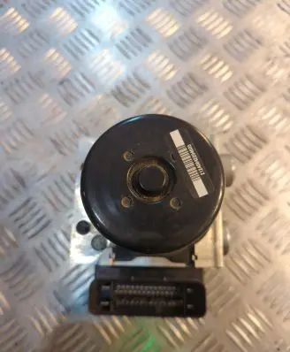 Mercedes-Benz C W204 ABS Pump A2044313712 10021203194 3190490345493