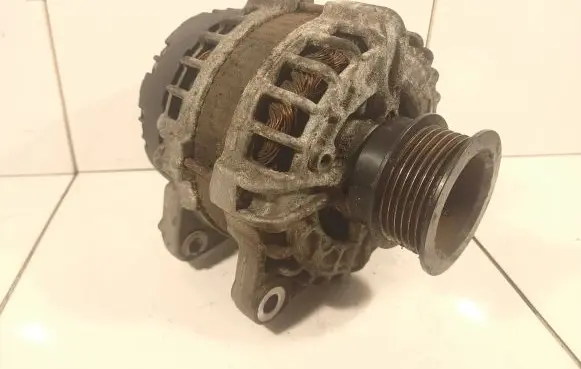 Volvo S60 Generator/alternator 30659580