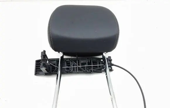 KIA Sportage Front seat headrest 