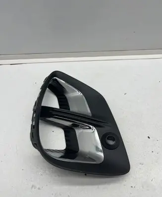 Renault Captur II Front fog light trim/grill 261A31728R 261A31120R