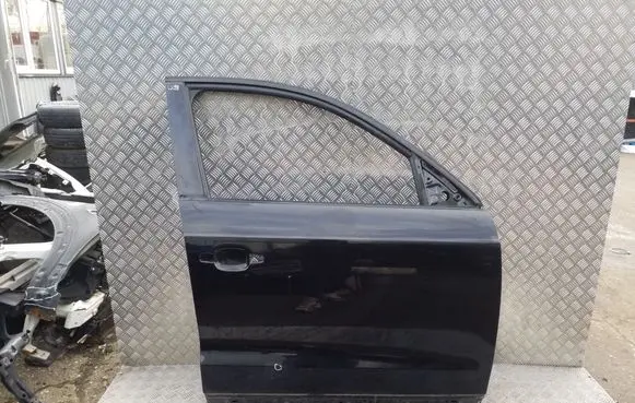 Audi Q3 8U Front door