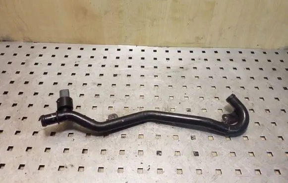 Volkswagen PASSAT CC Engine coolant pipe/hose