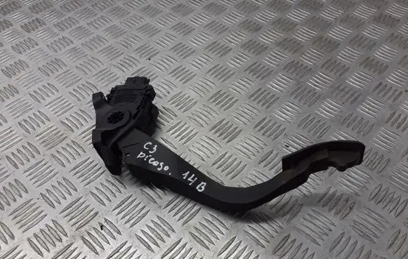 Citroen C3 Picasso Accelerator throttle pedal 9681383980