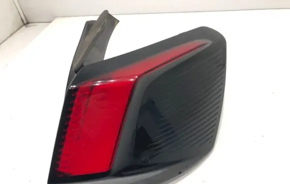 Peugeot 3008 II Rear/tail lights 9810477080