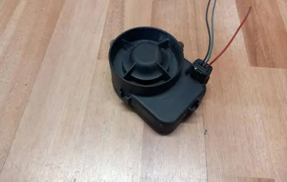 Jeep Cherokee III KJ Alarm system siren 2073591 44395762 TEXS261